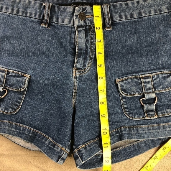 Calvin Klein Denim Jean Short Size 30/10 - Picture 6 of 6